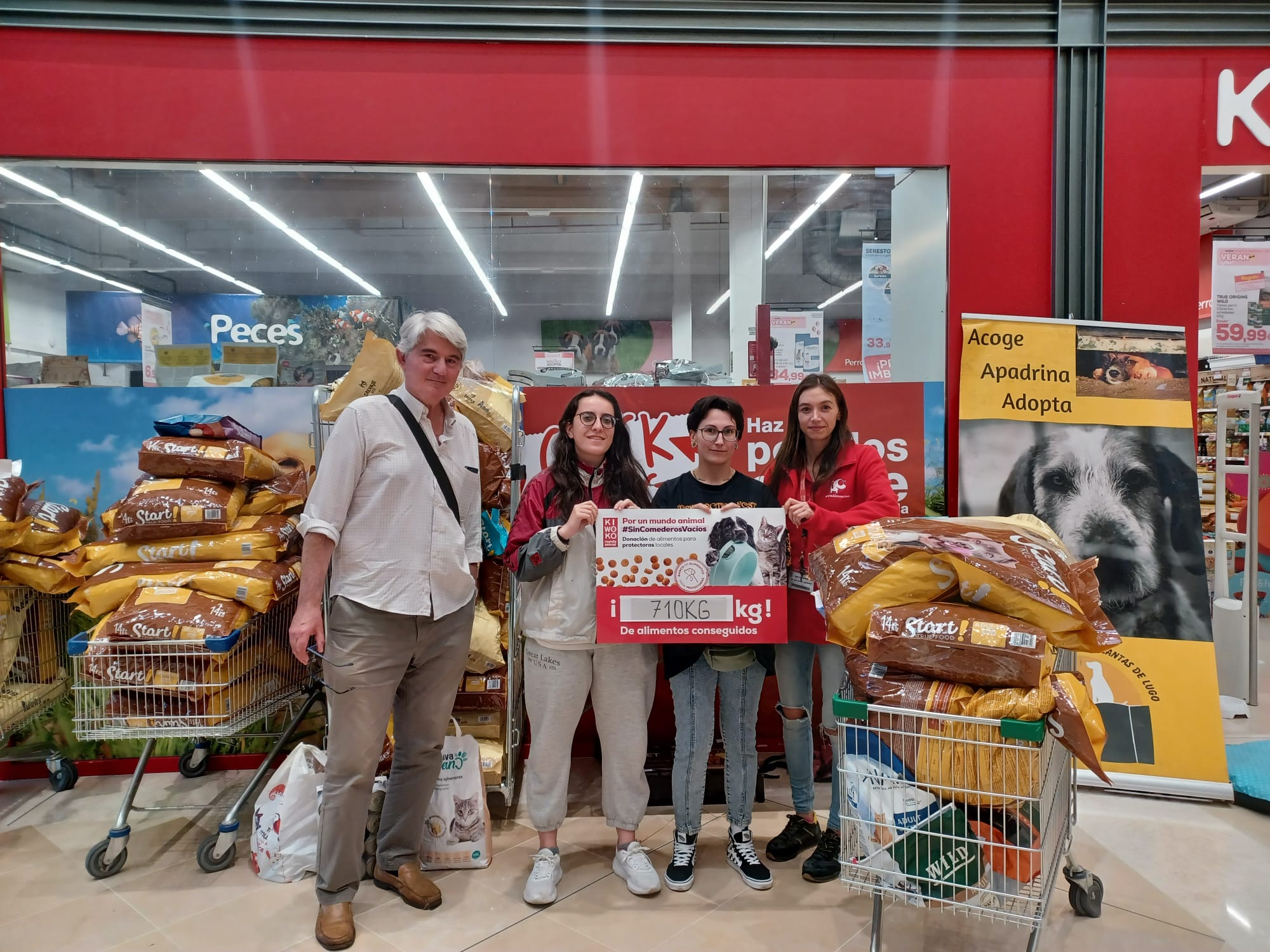 Recogida de pienso en Kiwoko y en Tienda Animal